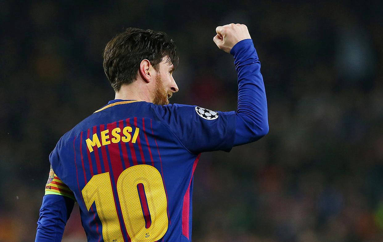 C罗居然未进前十！外媒评选足坛历史地位，梅西登顶齐达内入围